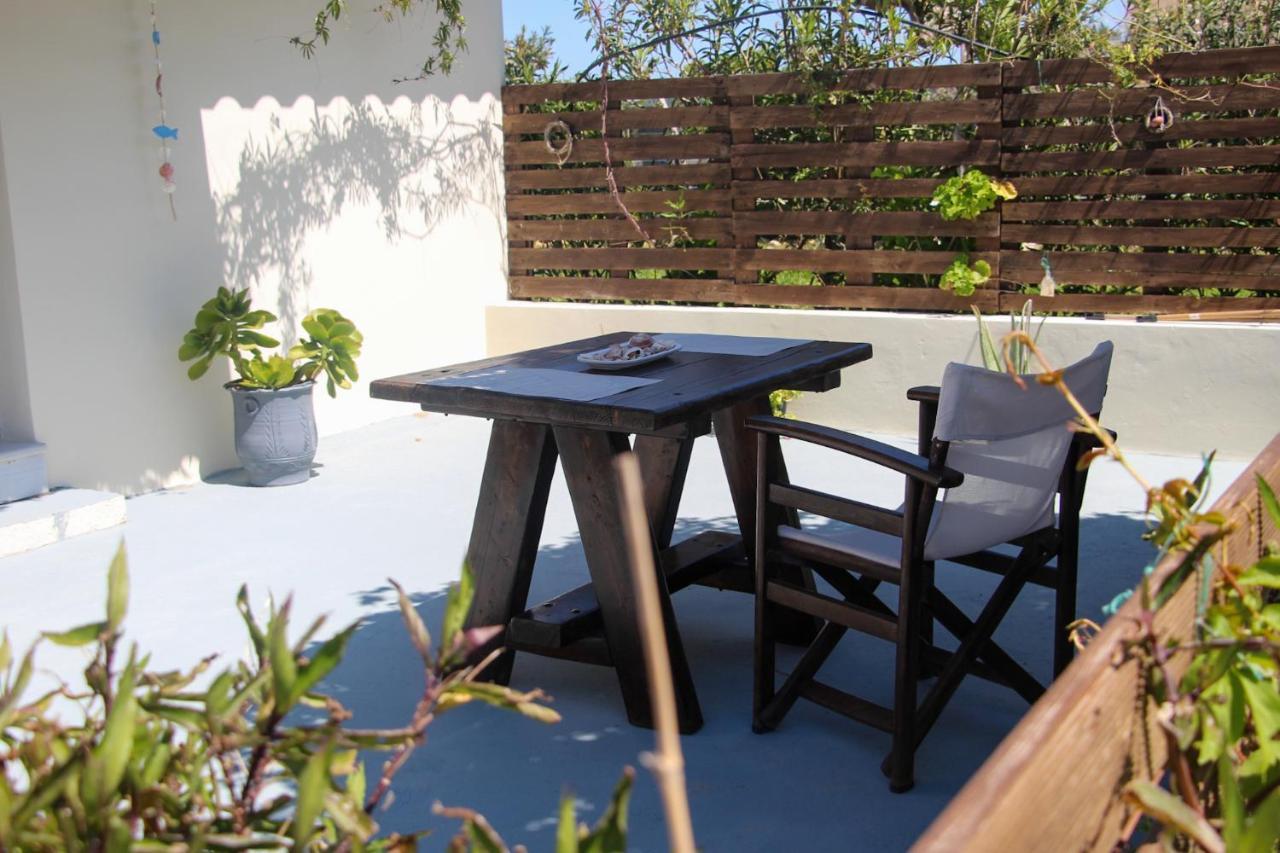 Garden Studios Alykes  Luaran gambar