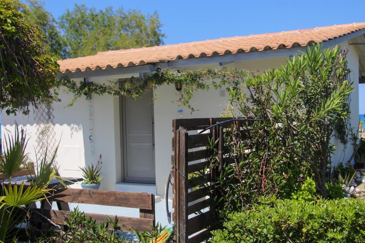 Garden Studios Alykes  Luaran gambar
