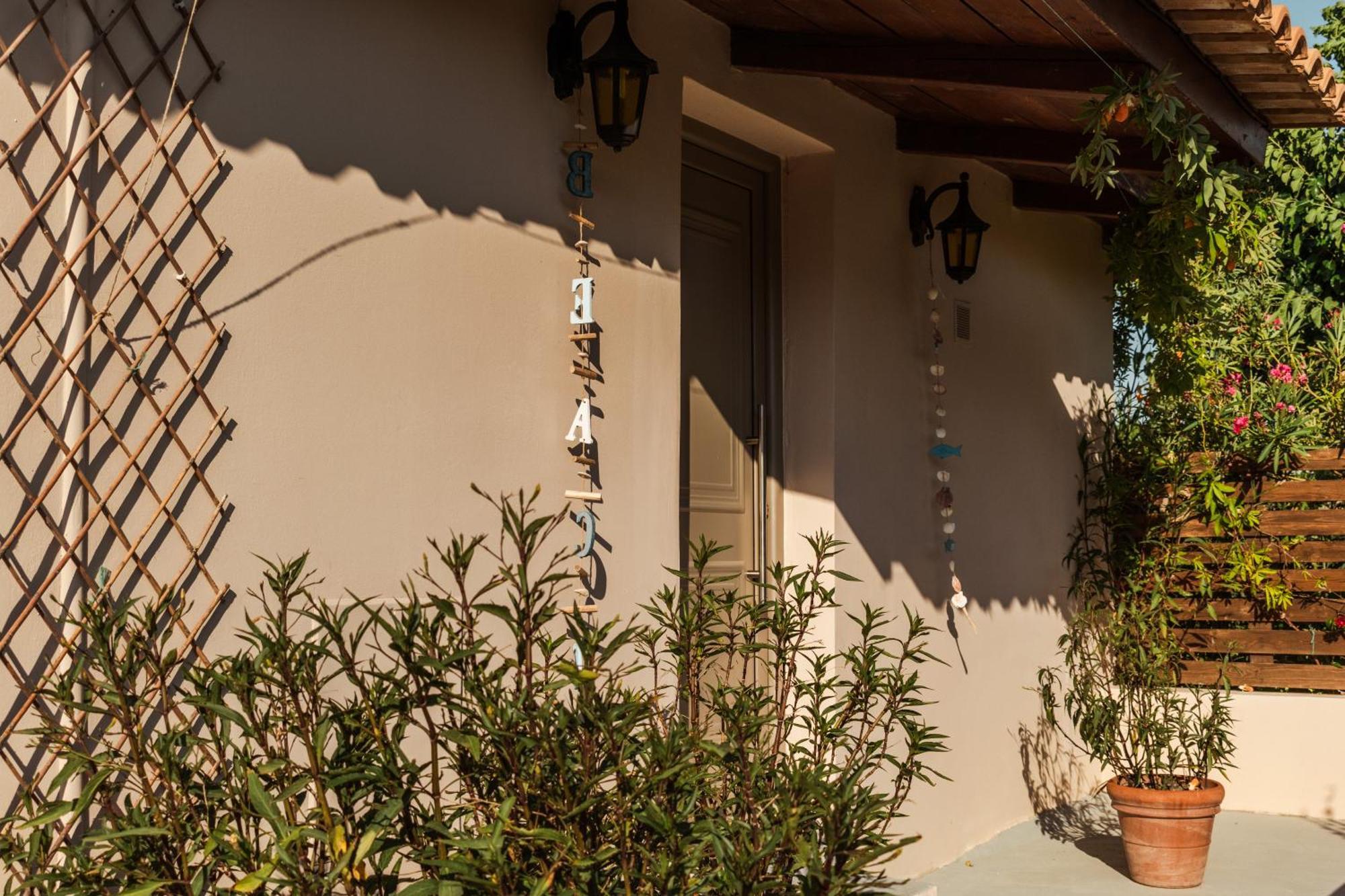 Garden Studios Alykes  Luaran gambar